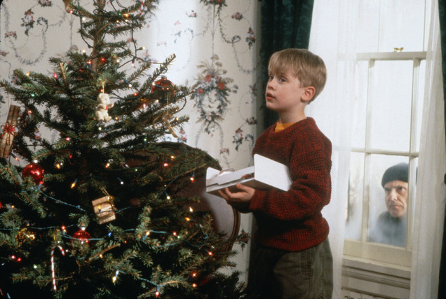 Home Alone scene cut (C) 1990 Twentieth Century Fox Film Corporation.