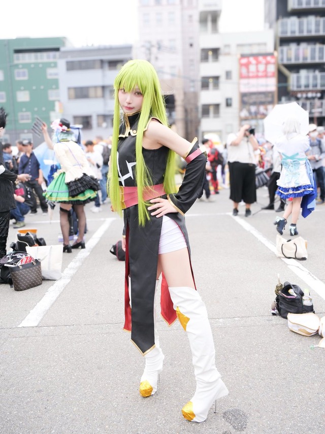 C.C. from Code Geass Hangyaku no Lelouch R2 Cosplay - Image 2