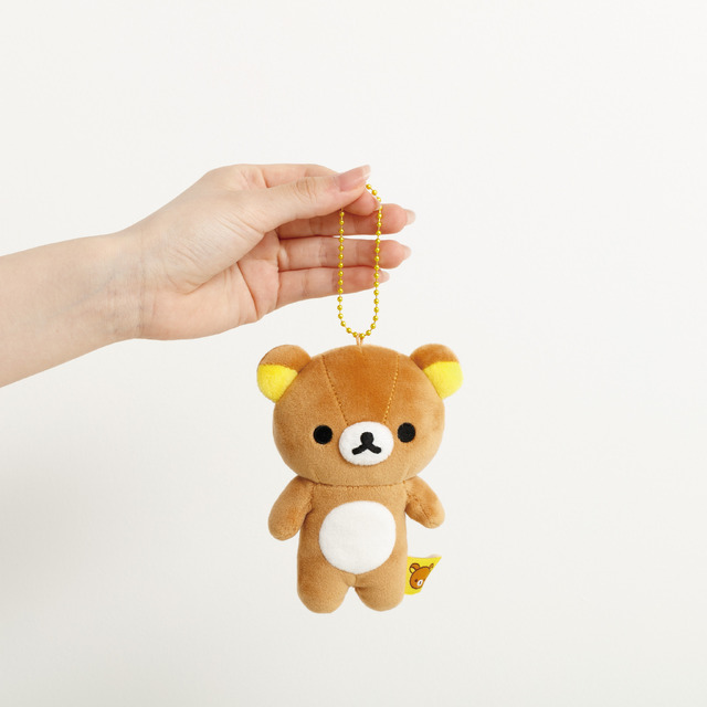 A 'Moochi-Mochi Burasage Nuigurumi: Rilakkuma' plushie.