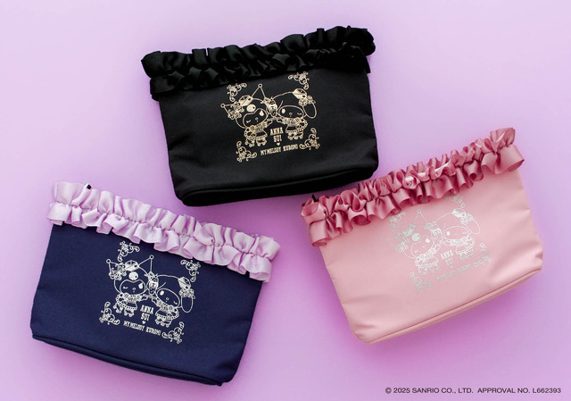 Pouch: ¥3,850 (Tax Included)