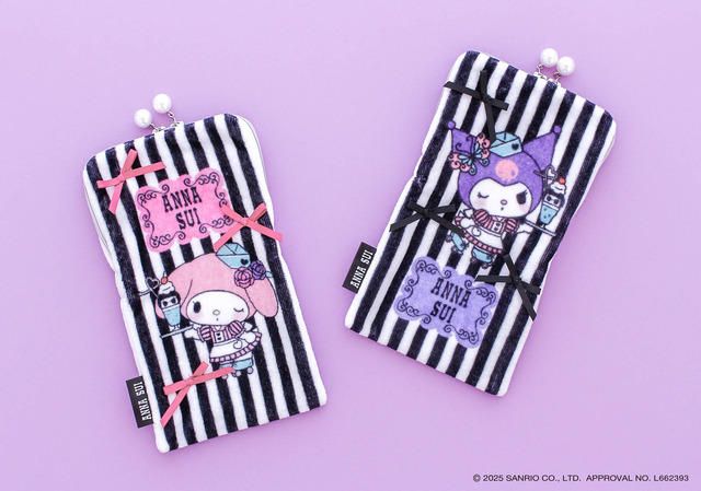 Towel with Zipper: ¥1,980 (Tax Included)