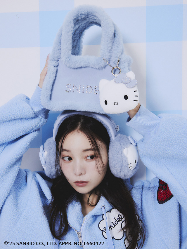 HELLO KITTY Earmuffs