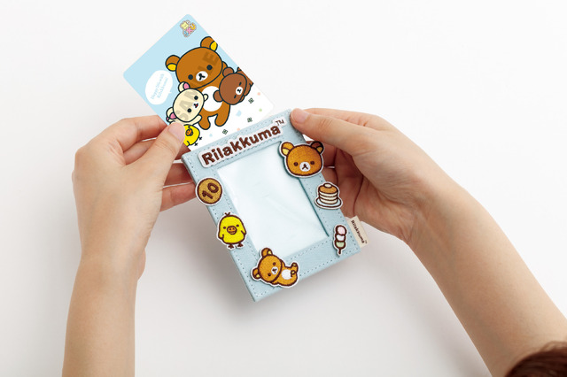 Photo Card Keyholder: Usage example