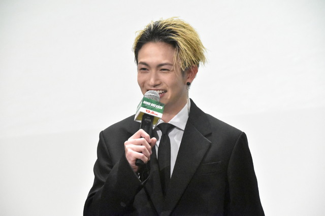 Tsuna Keito sharing a behind-the-scenes story