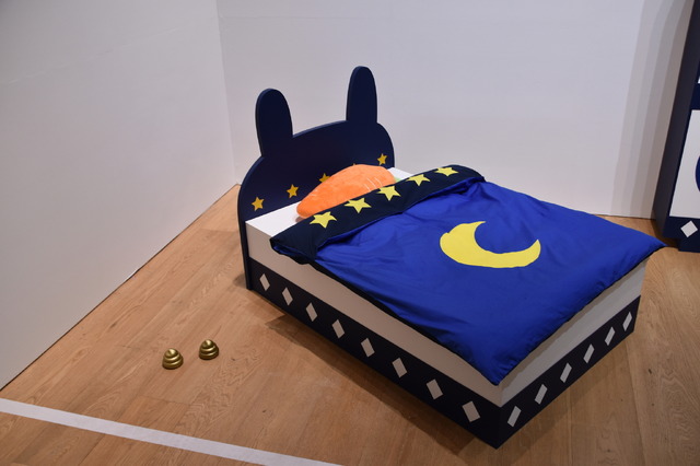 Life-sized diorama of Mimitchi, Mametchi, and Kuchipatchi's living space