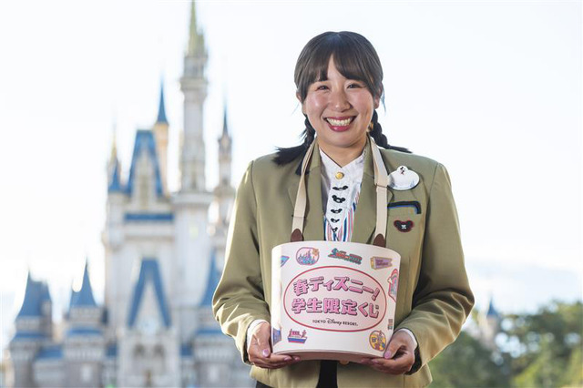 Student drawing a lottery ticket at Tokyo Disney Resort
