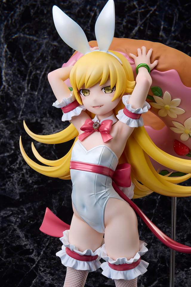 Oshino Shinobu 1/4 Scale Figure - Side View