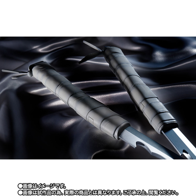 PROPLICA Nichirin Blade showcasing blade chipping detail