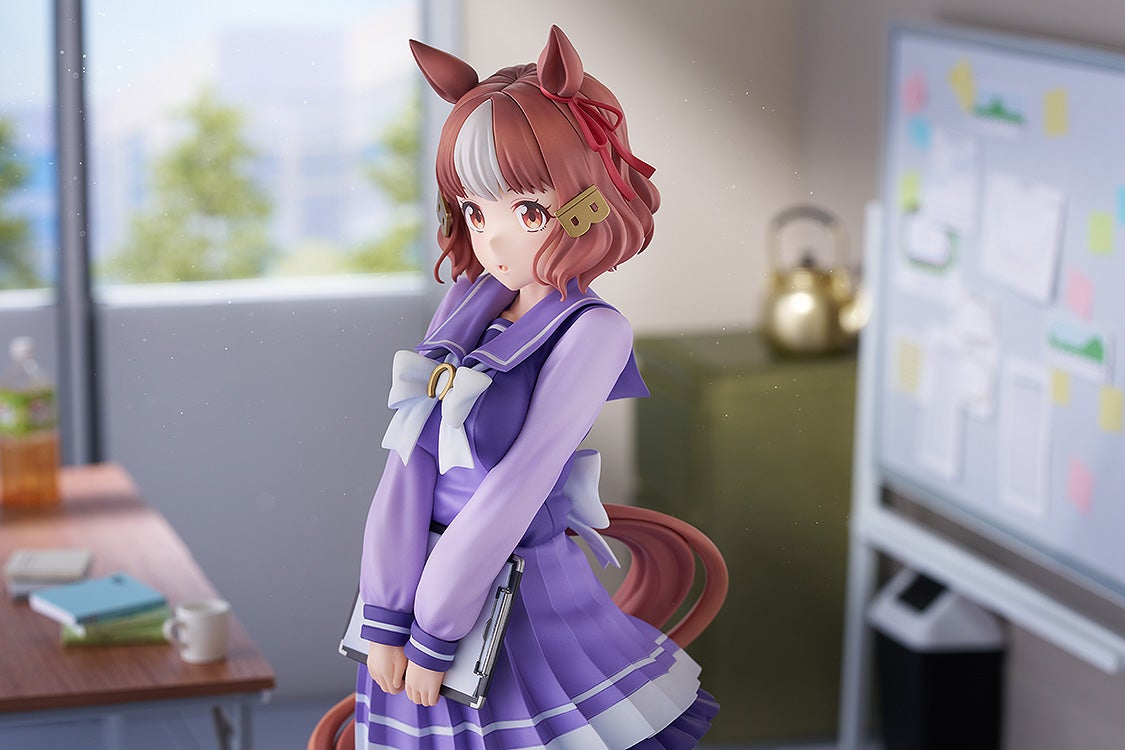 Bernolight Figure Diagonal View