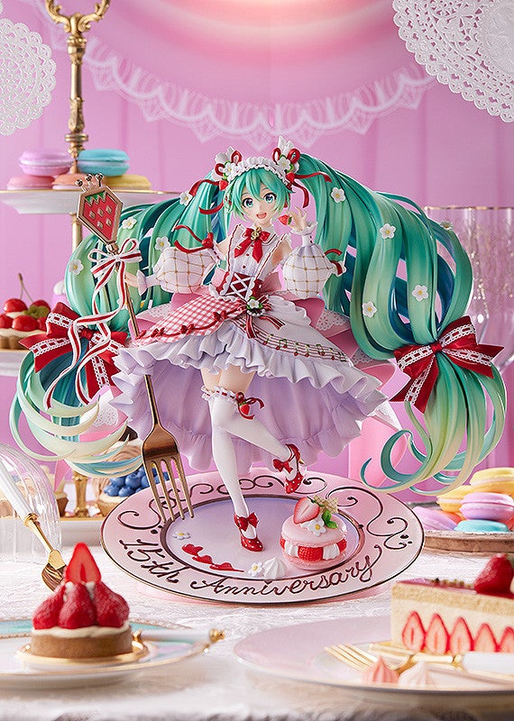 Hatsune Miku 15th Anniversary Ver. figure image 1