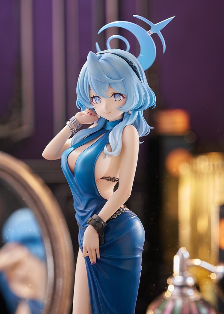 Ako (Dress)