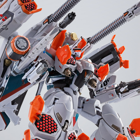 VF-31S Siegfried Combine! Armored Parts for the Siegfried Piloted by Arad in “Macross Δ” Now Available by Lottery