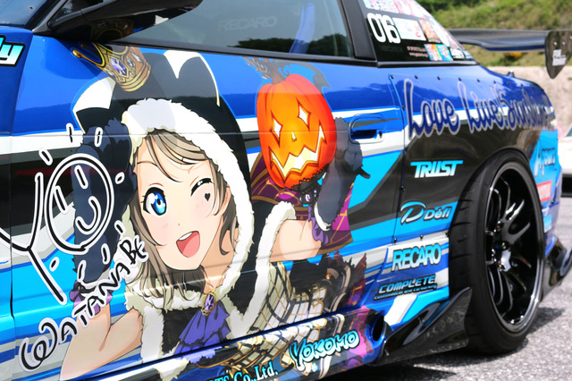 250 Itasha Cars from HoloLive, Uma Musume, Love Live! Gather at Okuibuki! ‘ARC Championship 2026’ Announced