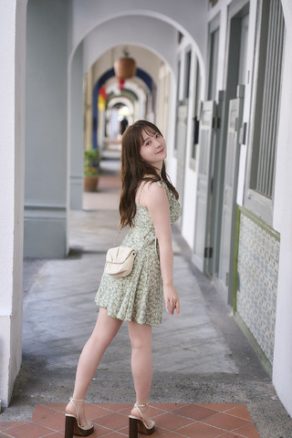 ‘BanG Dream!’ ‘Medalist’ Voice Actress Itou Ayasa: Adult Sweetness & Cute Tongue Pose in New Photobook ‘Ayasage’ Cover & Cuts Revealed