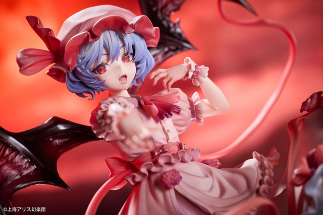 Touhou Project Remilia Scarlet 1/7 Scale Figure with Amiami Exclusive A2 Clear Poster