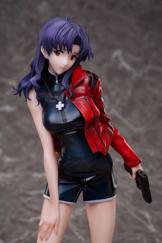 Evangelion’s Misato Katsuragi Gets New 1/7 Scale Figure Based on Manga Cover Art