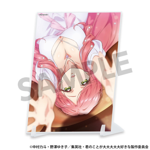 100 Kanojo New Merchandise: Dakimakura, Mousepads, and Rentarou’s World-Record Speech Stand