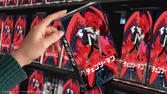 Chainsaw Man Reze Arc Launches VHS-Style Shinjuku Display, Hanazawa Natsuki Viewing Guide