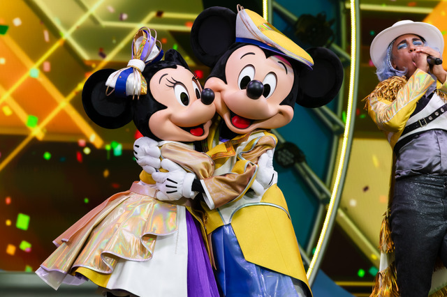 Tokyo Disneyland Launches The D-Groovationz4 Live: Happy! Funky! Groovy! Tour