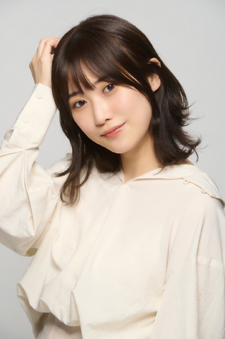「超かぐや姬！」Voice Actress Anna Nagase Posts Movie Date Photo with Yachiyo, Yuko Natsuyoshi Reacts Jealously
