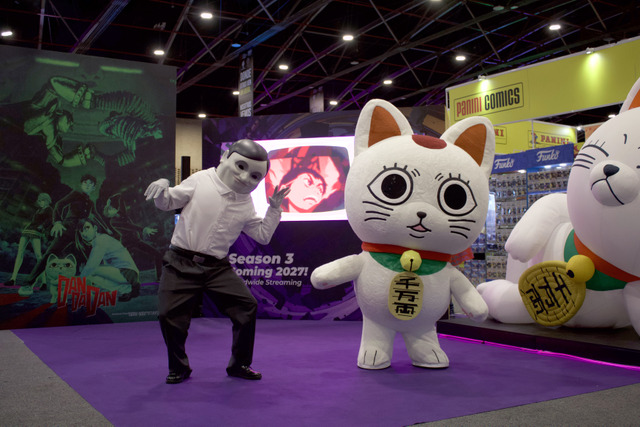Dandadan Makes Colombia Debut at SOFA 2026 as Turbo Granny and Serpo Aliens Draw Crowds